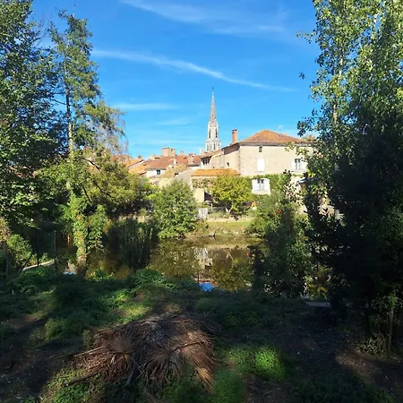 La Maison Du Donjon בית נופש