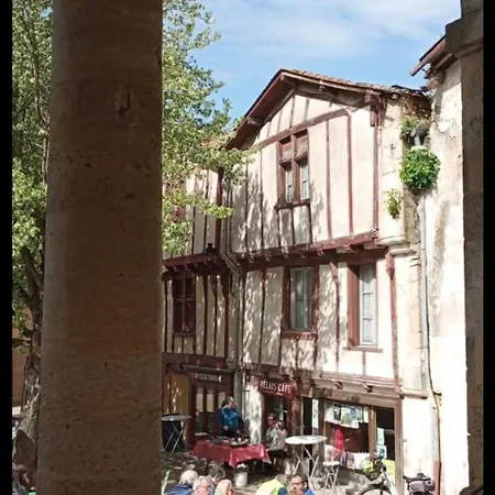 בית נופש La Maison Du Donjon