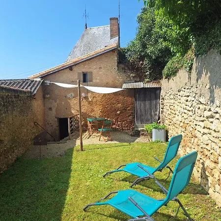 Holiday home La Maison Du Donjon *