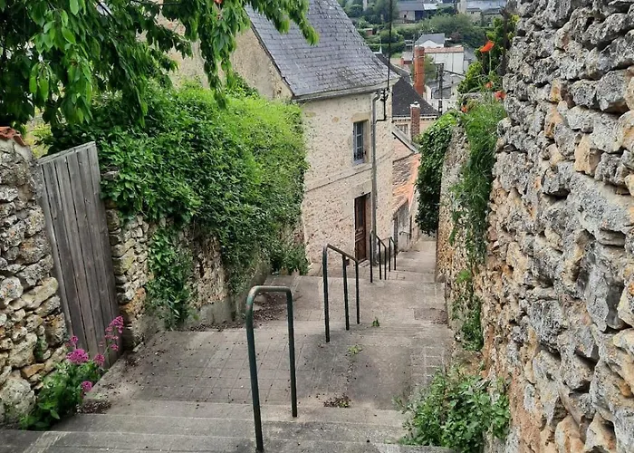 La Maison Du Donjon Holiday home *