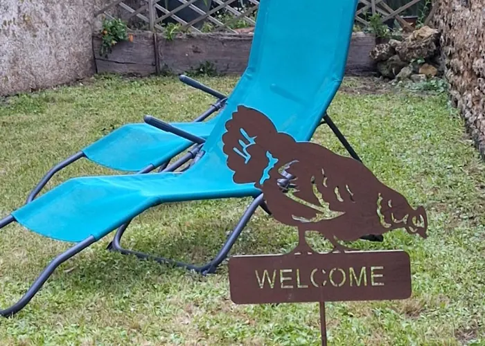 La Maison Du Donjon Holiday home *