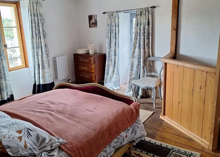 La Maison Du Donjon Holiday home Airvault